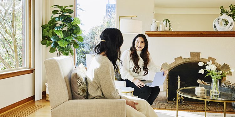 an-expert-makes-all-the-difference-when-you-sell-your-house-KCM